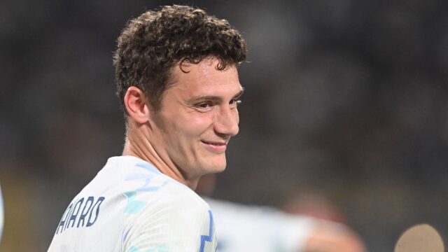 Benjamin pavard amichevole friendly match 2025 26 monza inter 2 2 3 5 azione action single shot close up gesti amichevole 2025 26 monza inter 2 2 3 5jpg