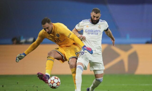 Benzema toglie palla a donnarumma in occasione di real madrid psg