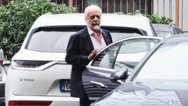 Blitz de laurentiis castel volturno napoli