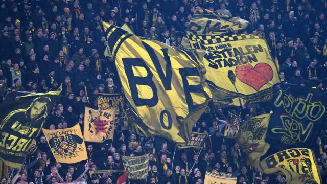 Borussia dortmund tifosi supporters fans champions league 2024 25 bologna borussia dortmund 2 1 champions league 2024 25 bologna borussia dortmund 2 1jpg