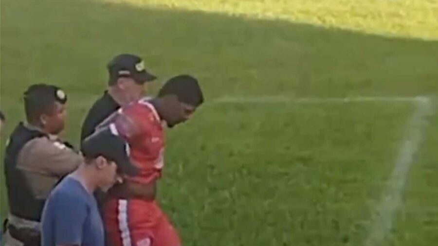 Brasile arresto portiere