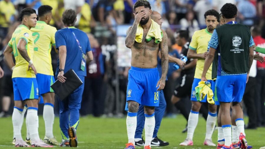 Brasile selecao maledizione gatto