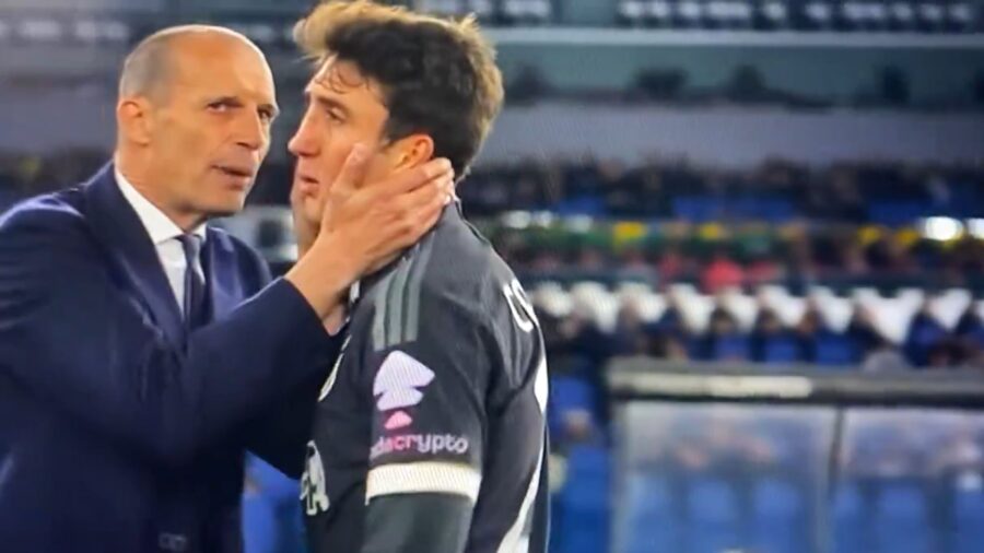 Cambiaso sbraita contro allegri durante il cambio in lazio juve