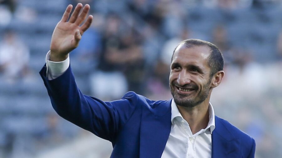 Chiellini como women