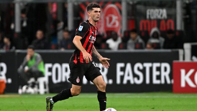 Christian pulisic serie a 2024 25 milan monza 2 0 milan new shirt 2025 26 azione action single shot serie a 2024 25 milan monza 2 0 milan maglia nuova 2025 26jpg