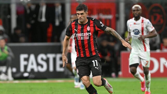 Christian pulisic serie a 2024 25 milan monza 2 0 milan new shirt 2025 26 azione action single shot serie a 2024 25 milan monza 2 0 milan maglia nuova 2025 26jpg