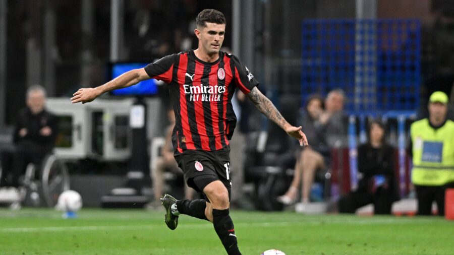 Christian pulisic serie a 2024 25 milan monza 2 0 milan new shirt 2025 26 azione action single shot serie a 2024 25 milan monza 2 0 milan maglia nuova 2025 26jpg