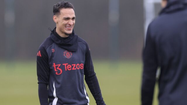Clausola man utd antony betis