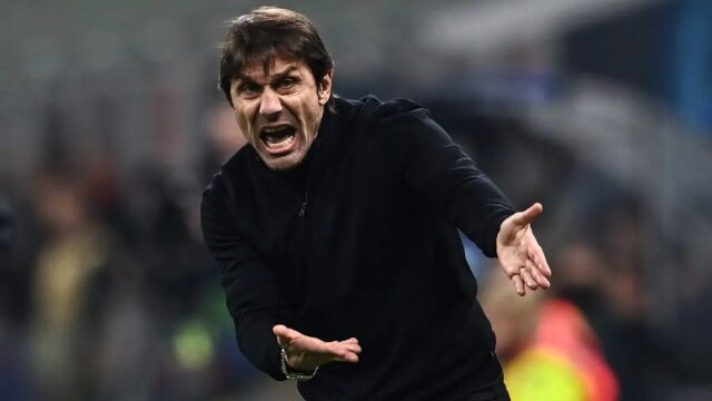Conte rifiuto fenerbahce