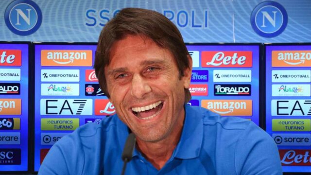 Conte vicino alla firma col napoli