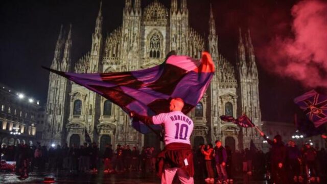 Coro theo hernandez barella calhanoglu