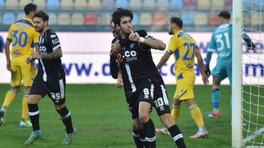 Cristian shpendi attaccante cesena serie b