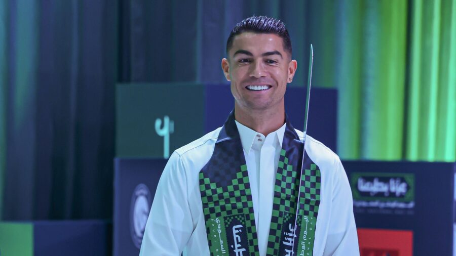 Cristiano ronaldo supercarjpg
