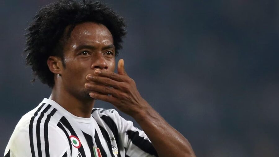 Cuadrado auguri juventus tifosi