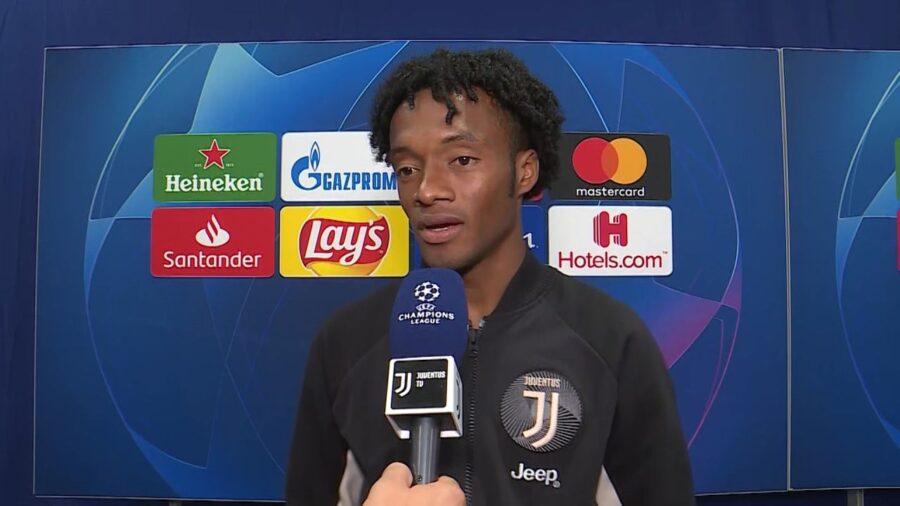 Cuadrado calcio falso