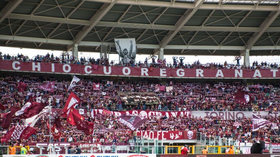Curva maratona tifosi del torino