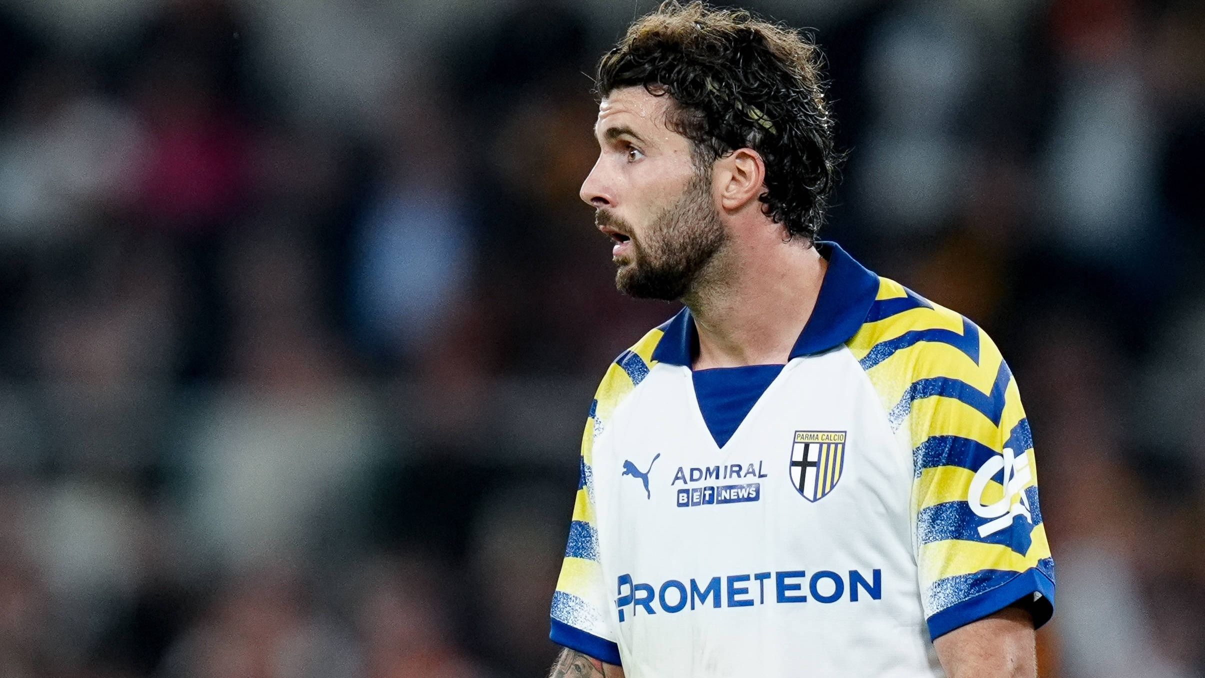 cutrone con la maglia del parma