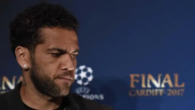 Dani alves accuse