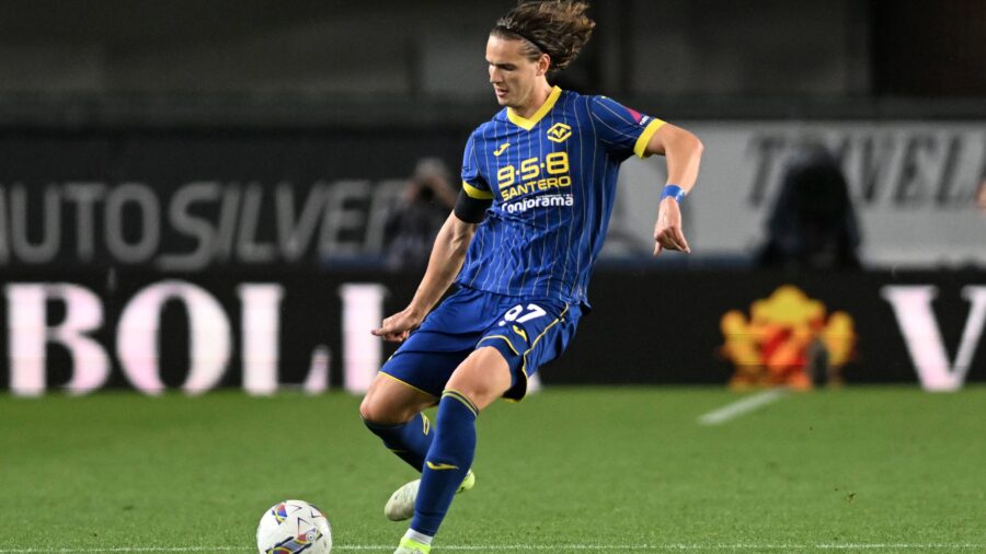Daniele ghilardi serie a 2024 25 hellas verona cagliari 0 2 azione action single shot serie a 2023 24 hellas verona cagliari 0 2jpg