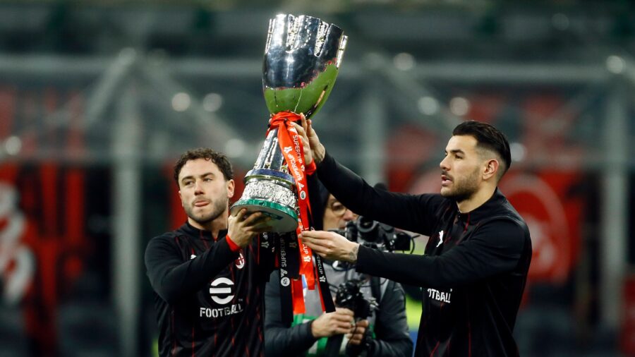 Davide calabria e theo hernandez con supercoppa italiana italian supercup serie a 2024 25 milan cagliari 1 1 azione action serie a 2024 25 milan cagliari 1 1jpg