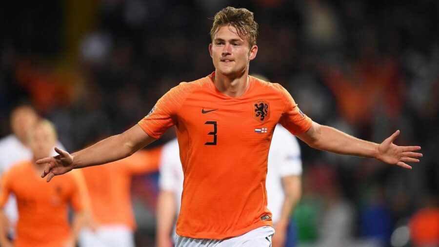 De ligt punge gli azzurri
