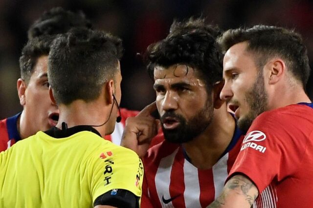 Diego costa insulta larbitro