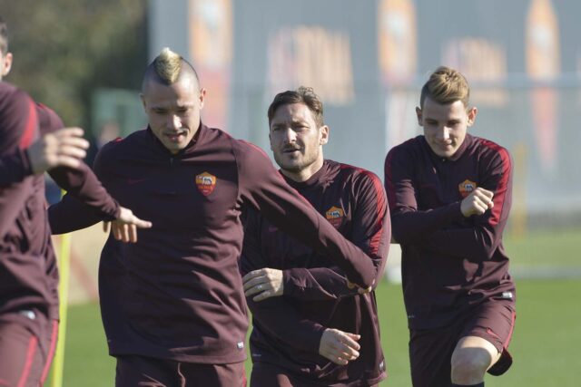 Digne frecciata a totti