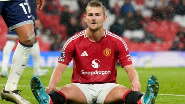 Disastro de ligt porto man utd