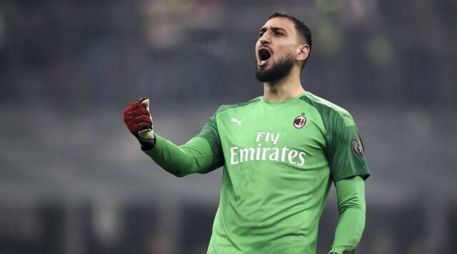 Donnarumma saluta il milan