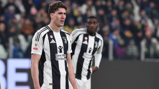 Dusan vlahovic kolo muani juve