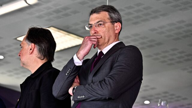 Football toulouse vs rennes 32eme journee de ligue 1 mcdonald s toulouse 03 05 2025 damien comolli tfc bordeaux copyright xthierryxbretonxjpg