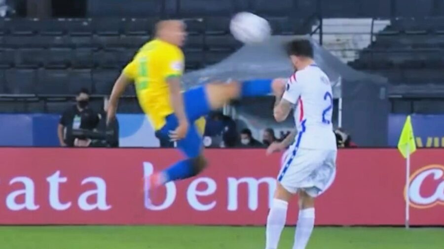 Gabriel jesus versione karate