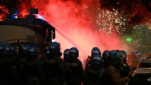 Genoa samp scontri feriti arresti