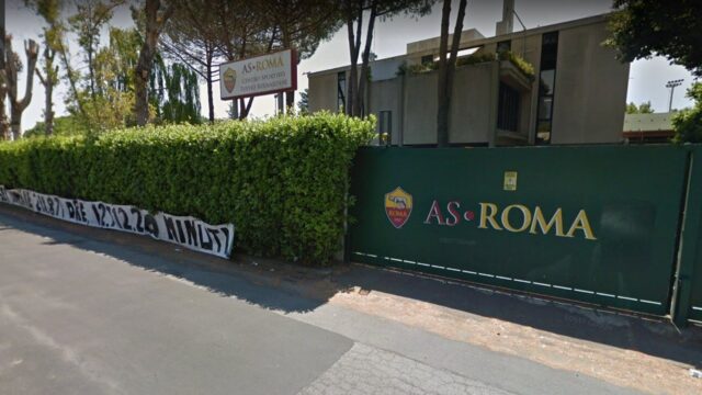 Giocatori della roma insorgono