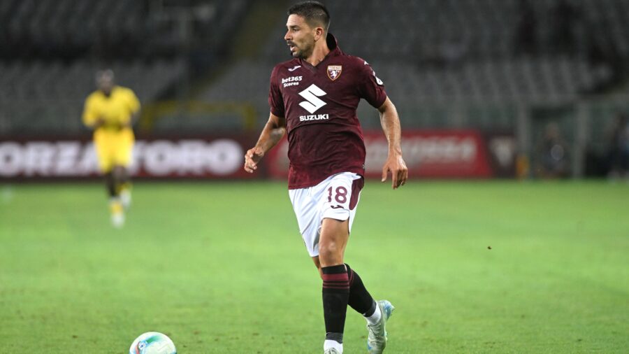 Giovanni simeone coppa italia italian cup 2025 26 torino modena 1 0 azione action single shot coppa italia 2025 26 torino modena 1 0jpg