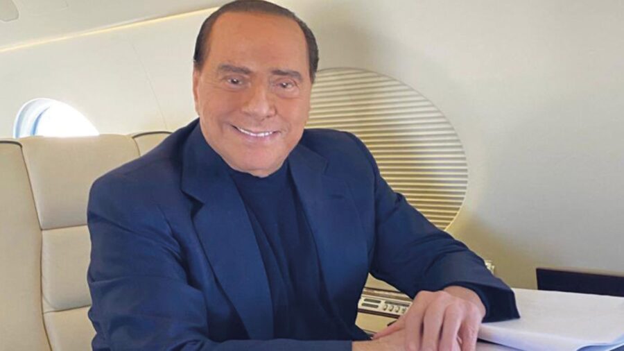 Giucas casella contatta berlusconi