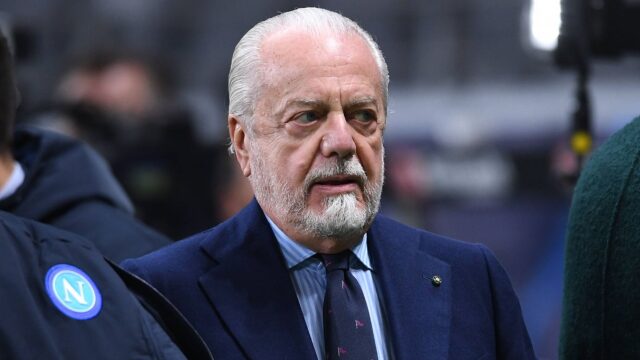 Guerra tra de laurentiis e il comune di napoli