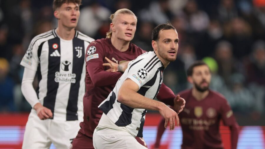 Haaland chiede la maglia a gatti