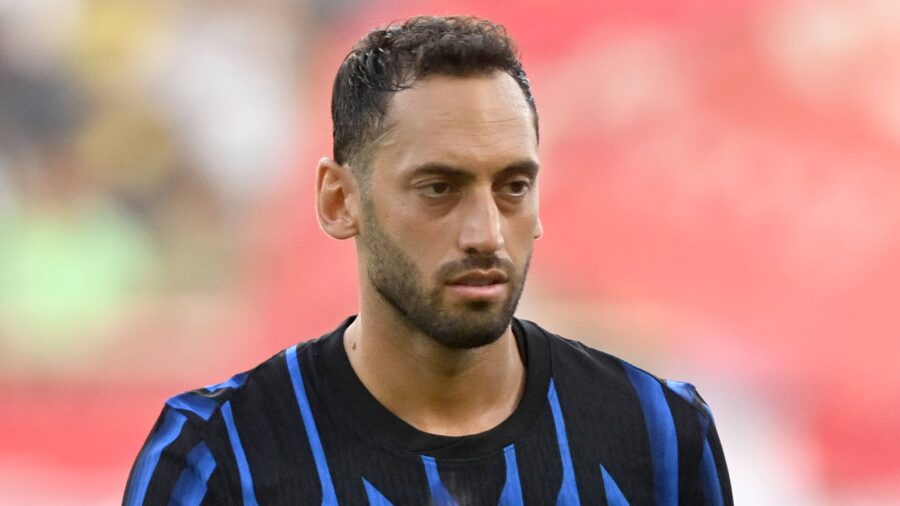 Hakan calhanoglu inter amichevole friendly match 2025 26 monaco inter 1 2 primo piano close up single shot amichevole 2025 26 as monaco fc inter 1 2jpg