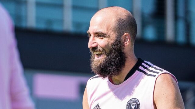 Higuain alla bobo tv