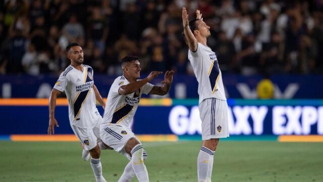 Ibra nel derby di los angeles