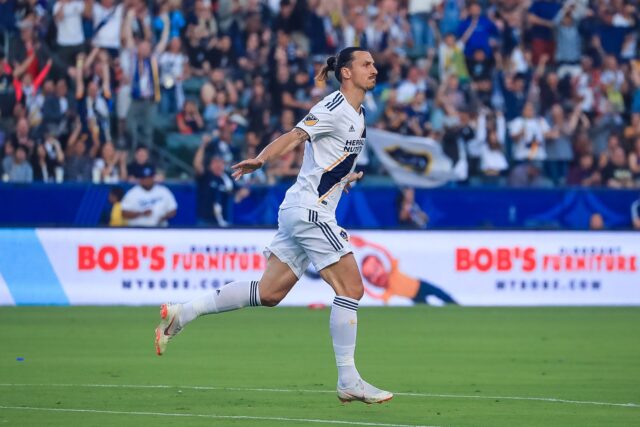 Ibrahimovic annuncia il ritorno al milan