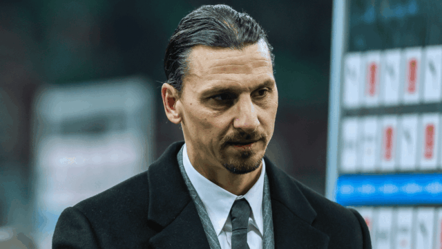 Ibrahimovic milan calciomercato walker rashford manchester city united