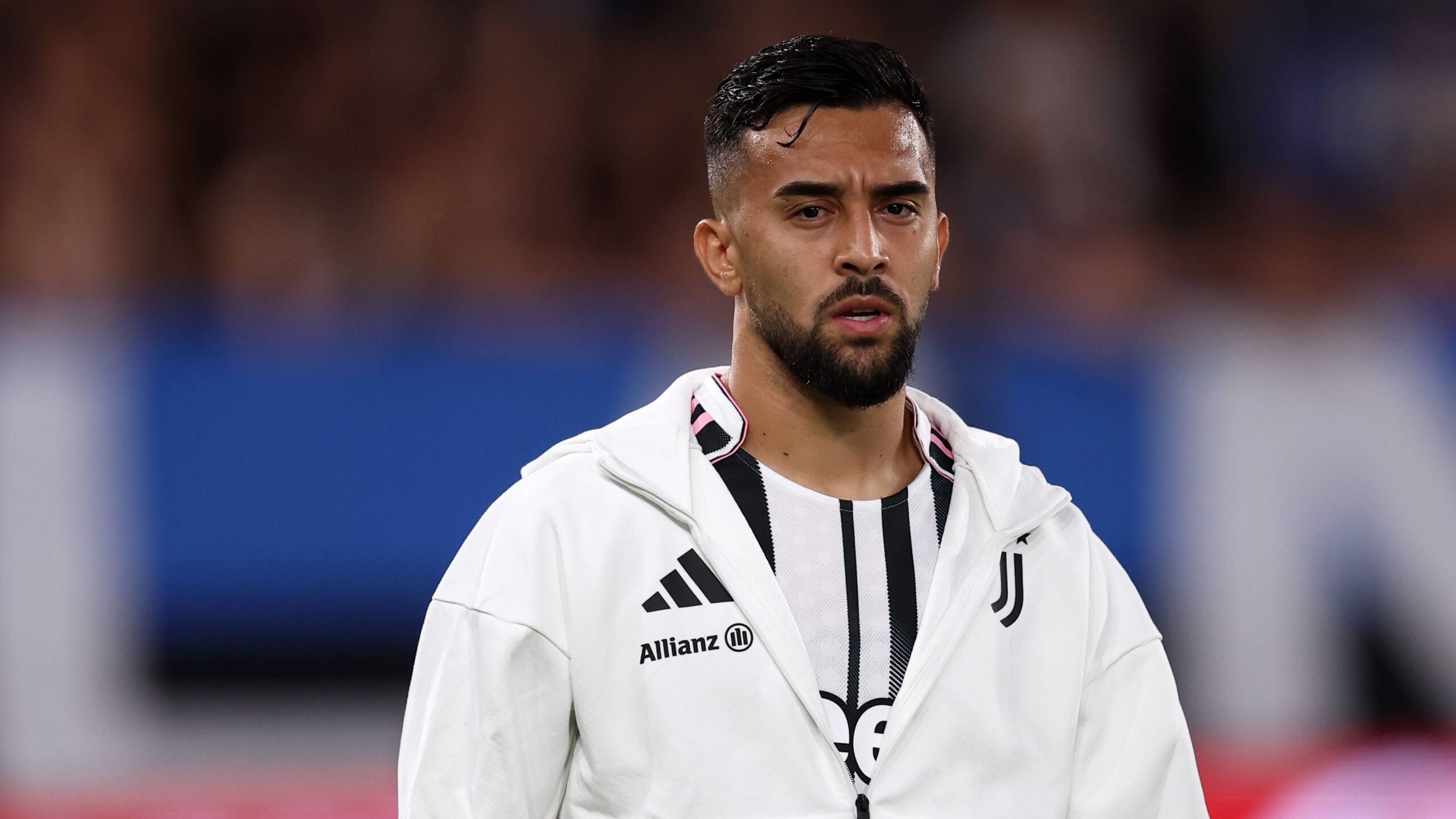 Nico Gonzalez saluta la Juventus