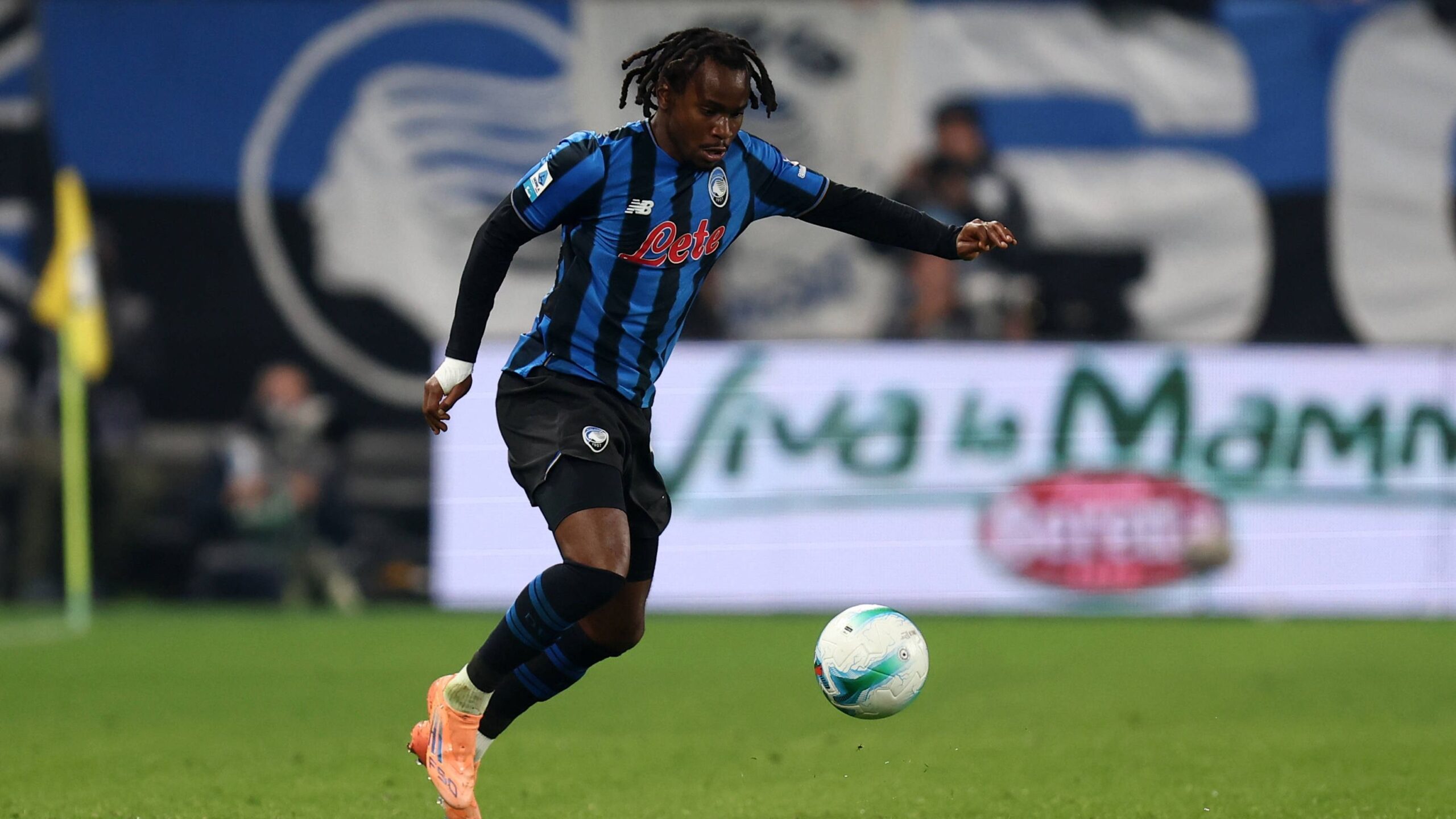 Galatasaray su Lookman