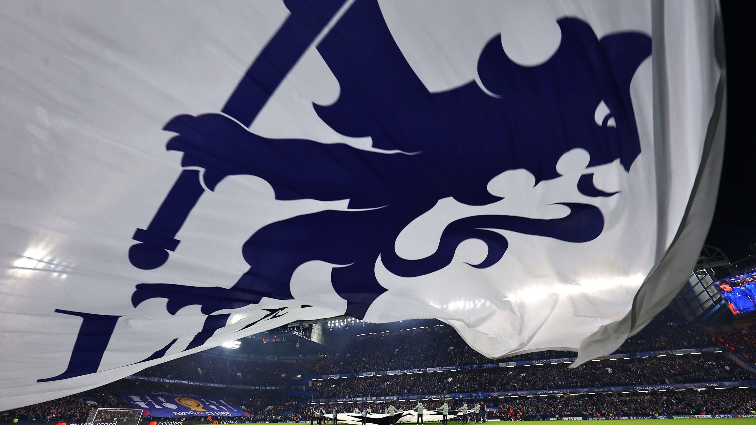 Bandiere a Stamford Bridge