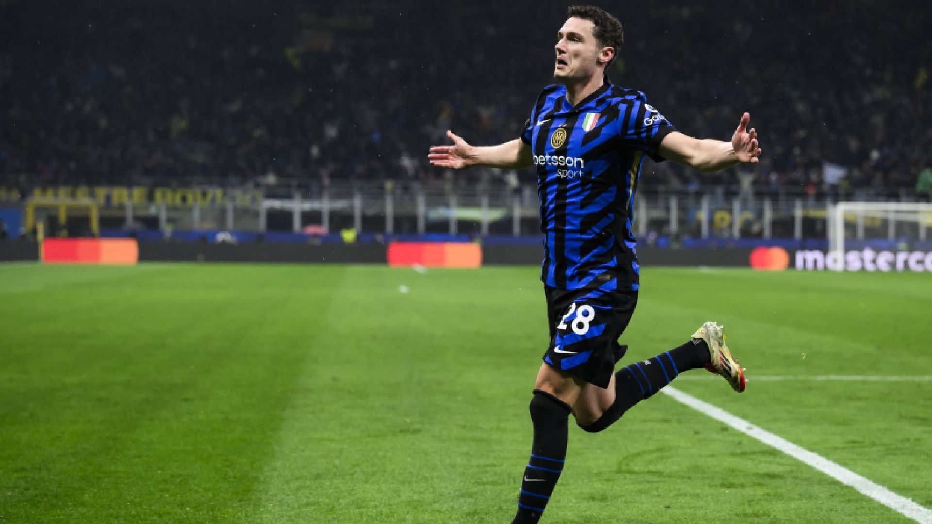 inter-bayern-monaco-gol-pavard