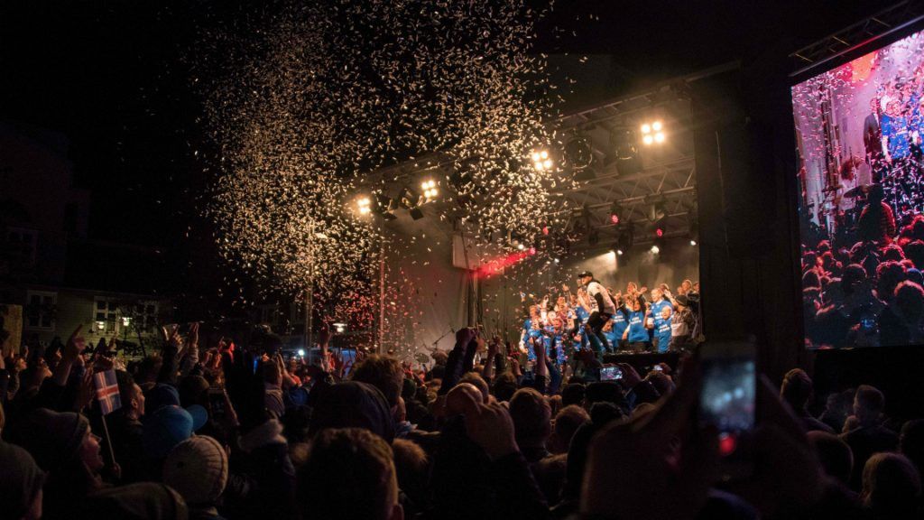islanda-festa-sul-palco-1024x576