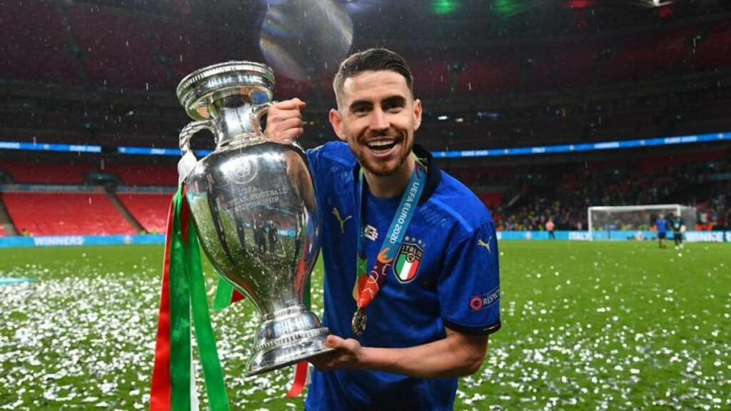 jorginho-cambia-look-1024x576