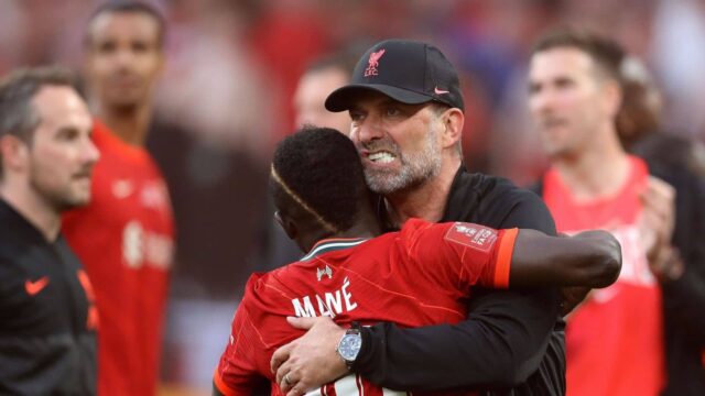 Jurgen klopp saluta mane